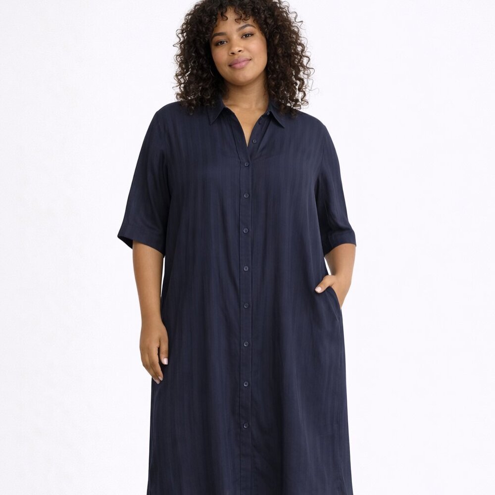 Storm & Marie Eclipse Shirt Dress – Size Large NWT